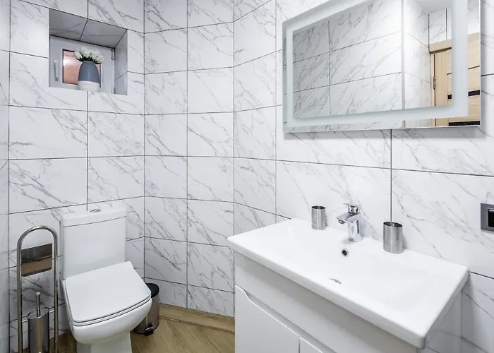 Alfa Staroevrejska 18 *