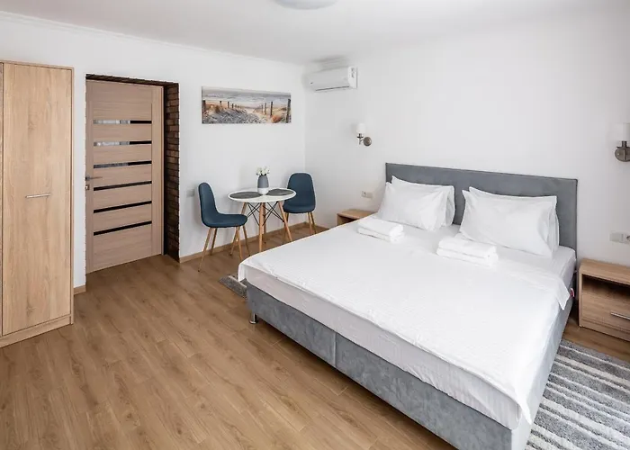 Apartamento Alfa Staroevrejska 18 *