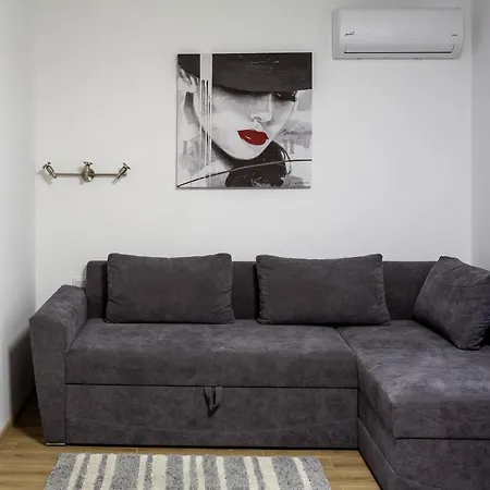 Alfa Staroevrejska 18 * Lviv