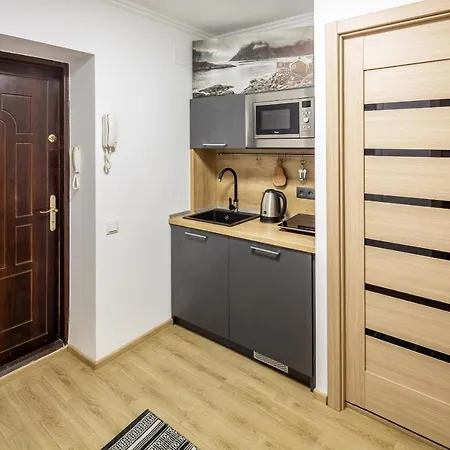 Alfa Staroevrejska 18 * Lviv