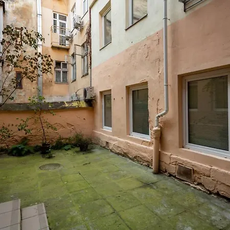 Alfa Staroevrejska 18 * Lviv